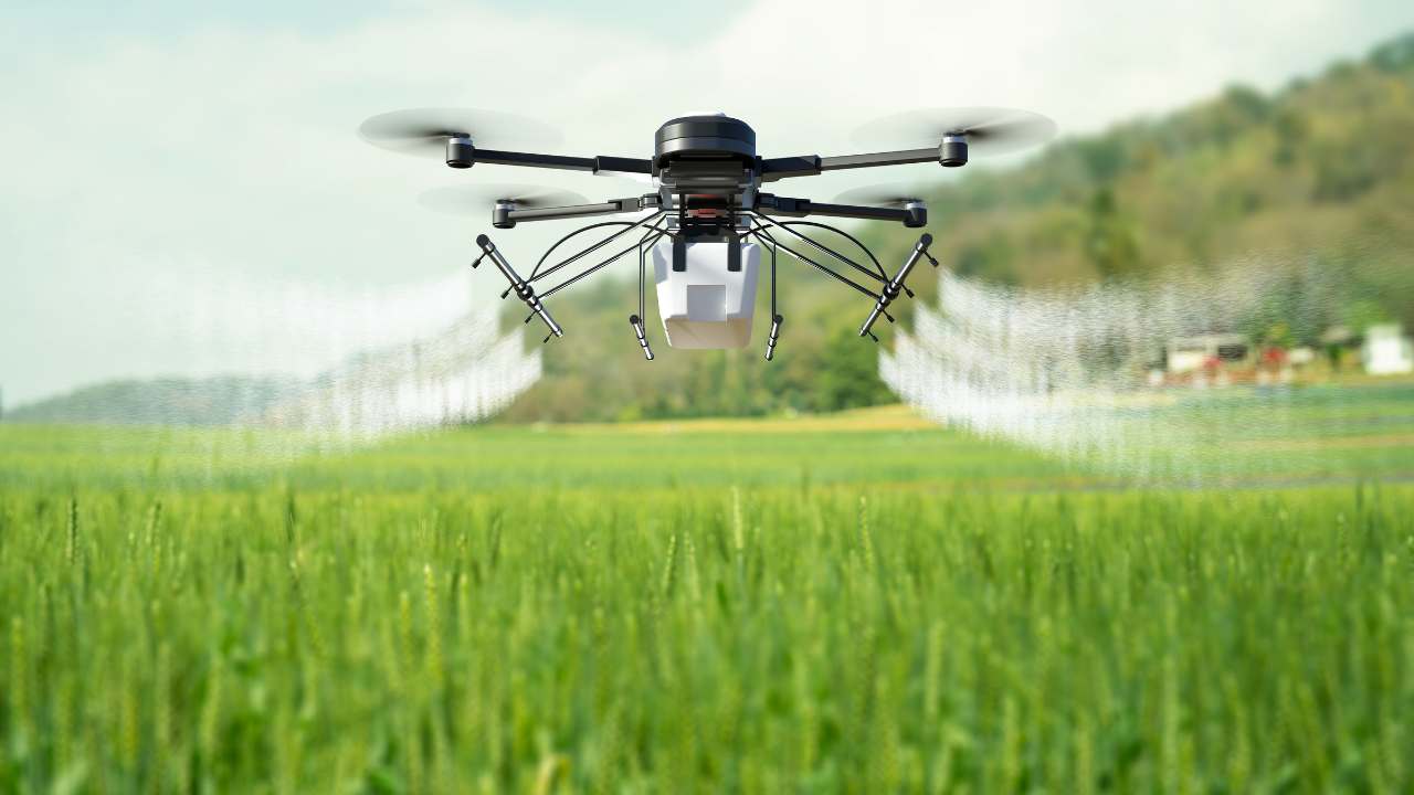  Revolutionizing Agriculture: The Journey of Indian Farmers Embracing Drone Technology